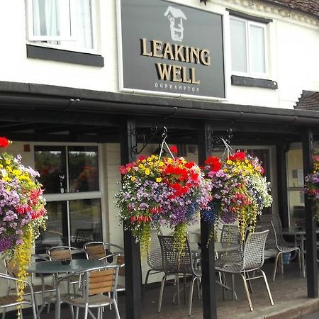 Bed and Breakfast The Leaking Well Dunhampton Exterior foto