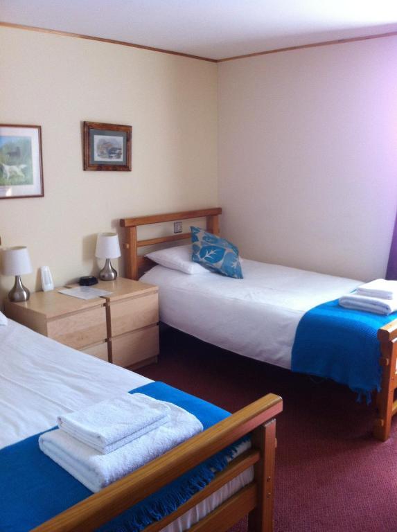 Bed and Breakfast The Leaking Well Dunhampton Habitación foto